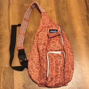 KAVU sling bag